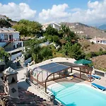 Zorro Fugaz En Puntalara * Nerja